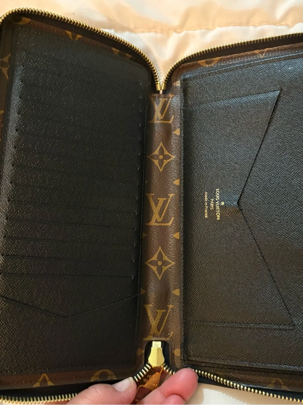 Louis Vuitton Monogram Macassar Daily Organizer